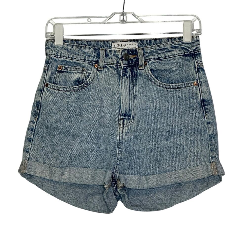 Denim Co blue cuffed high waist jean shorts size 4